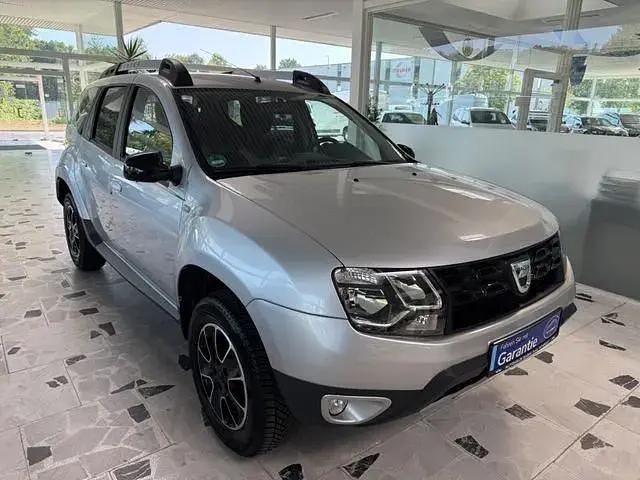 Second-hand Dacia Duster Black Shadow 125 CP (91 kW) 2017 Argintiu SUV