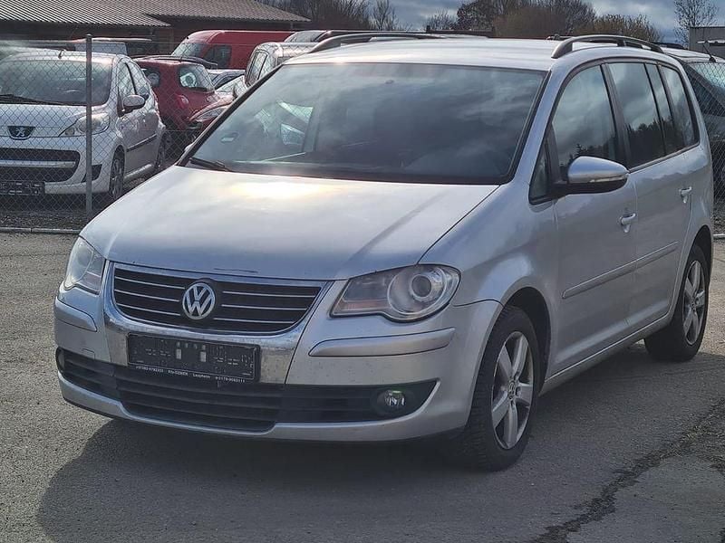 Gebraucht VW Touran Trendline 140 PS (102 kW) 2009 Silber Van / Kleinbus