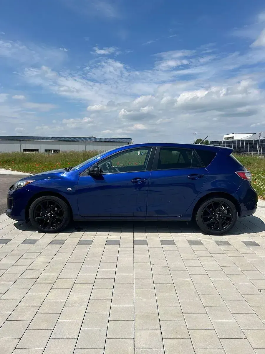 Gebraucht Mazda 3 105 PS (77 kW) 2012 Blau Limousine