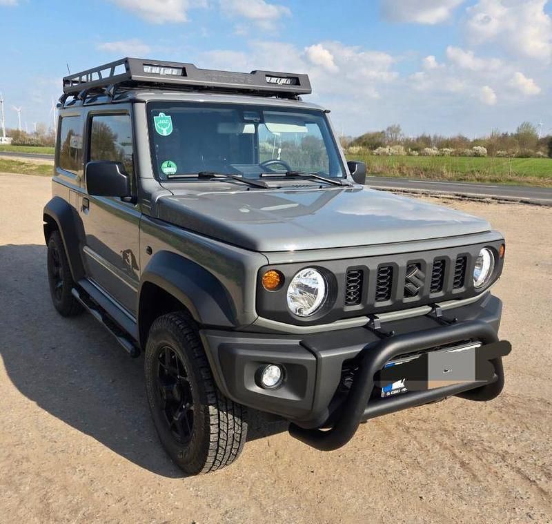 Gebraucht Suzuki Jimny 102 PS (75 kW) 2024 Grau SUV