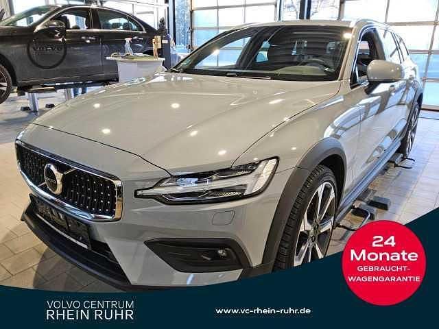 Gebraucht 2024 Volvo V60 CC Kombi | 39.980 € (Fairer Preis) - Bild 1/2