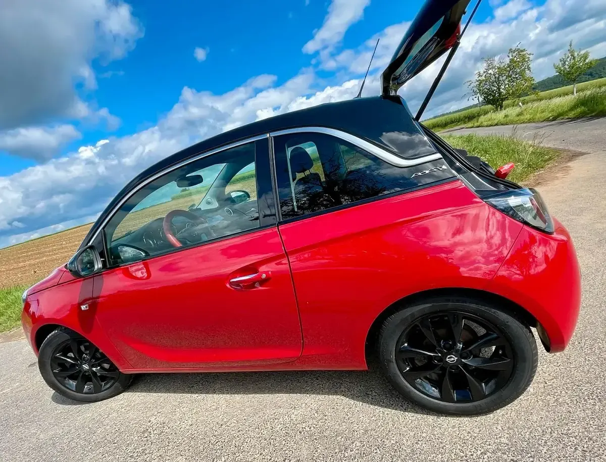 Gebraucht Opel Adam Open Air 70 PS (51 kW) 2019 Rot Kleinwagen