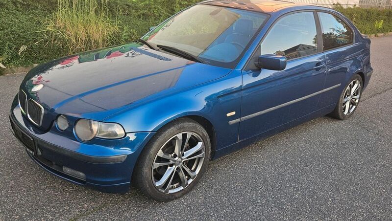 Blau Gebraucht 2001 BMW 316 Compact Kleinwagen | 590 € (Superpreis) - Bild 1/4