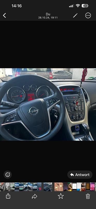 Second-hand Opel Astra 116 CP (85 kW) 2011 Argintiu Hatchback