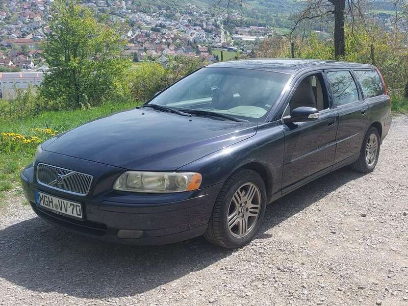 Blau Gebraucht 2006 Volvo V70 Kinetic Kombi | 3.250 € (Teuer) - Bild 1/4