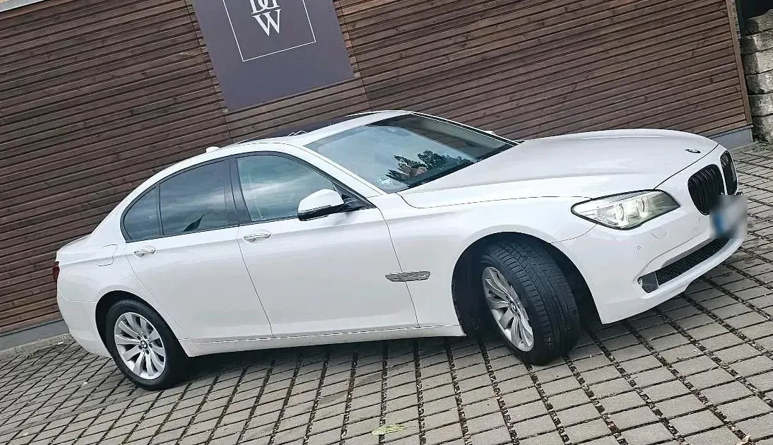 Gebraucht BMW 730 Shadowline 245 PS (180 kW) 2012 Weiß Limousine