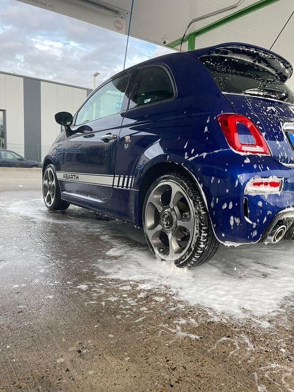 Gebraucht Abarth 500 145 PS (106 kW) 2021 Blau Kleinwagen