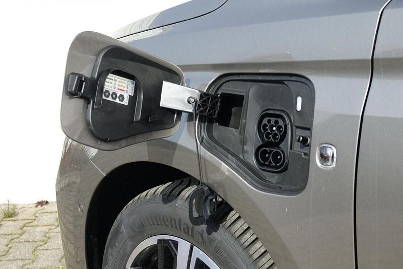 Neu VW Caddy Maxi Style 150 PS (110 kW) 2026 Beige Van / Kleinbus