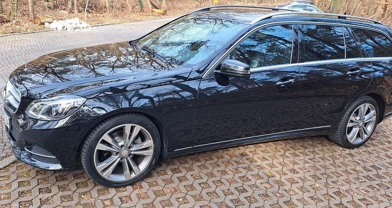 Gebraucht Mercedes E200 Avantgarde 184 PS (135 kW) 2013 Schwarz Kombi