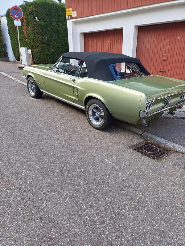 Gebraucht Ford V8 200 PS (147 kW) 1967 Grün Cabrio