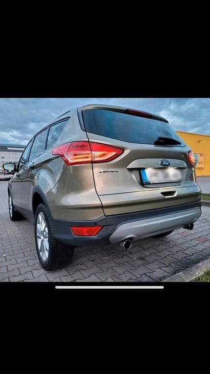 Andere farben Gebraucht 2013 Ford Kuga Individual SUV | 8.150 € (Fairer Preis) - Bild 1/4