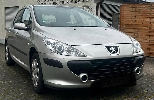 Gebraucht Peugeot 307 108 PS (79 kW) 2006 Silber Limousine