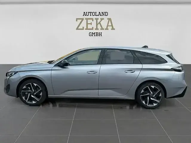 Gebraucht Peugeot 308 SW Allure 131 PS (96 kW) 2024 Grau Kombi