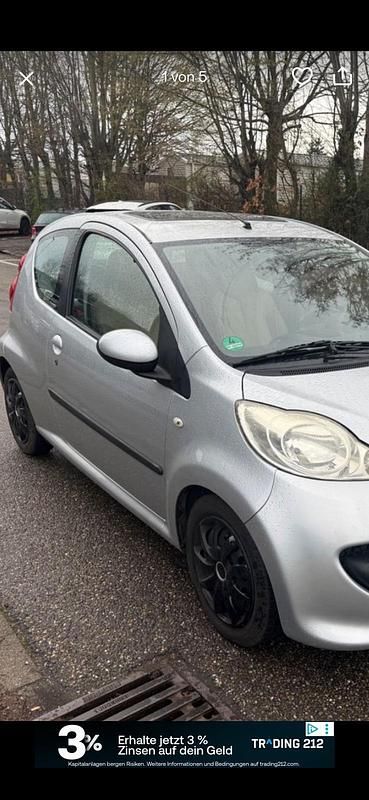 Gebraucht Peugeot 107 68 PS (50 kW) 2006 Silber Kleinwagen