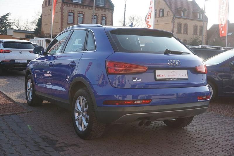 Gebraucht Audi Q3 Comfort 150 PS (110 kW) 2017 Blau uni SUV