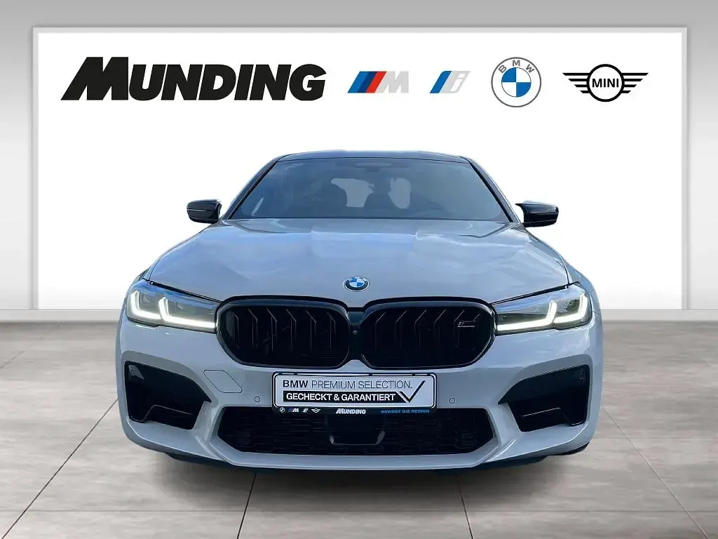 Gebraucht BMW M5 M Sport 625 PS (459 kW) 2023 Gold Limousine