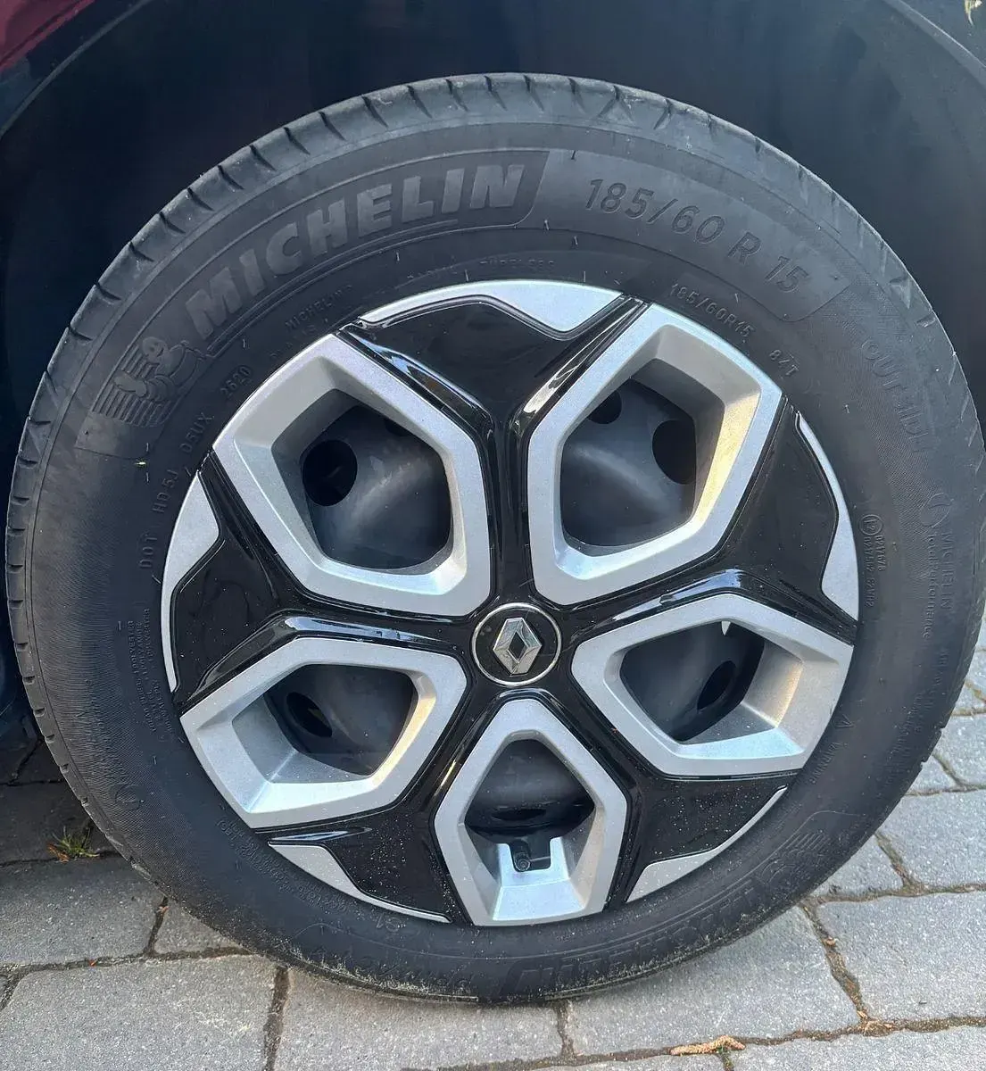 Gebraucht Renault Twingo Signature 73 PS (53 kW) 2020 Schwarz Kleinwagen