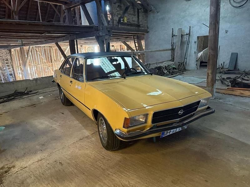 Gelb Gebraucht 1977 Opel Rekord Limousine | 12.900 € - Bild 1/4