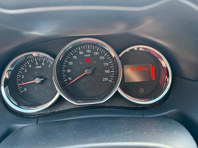 Gebraucht Dacia Duster 90 PS (66 kW) 2018 Schwarz SUV