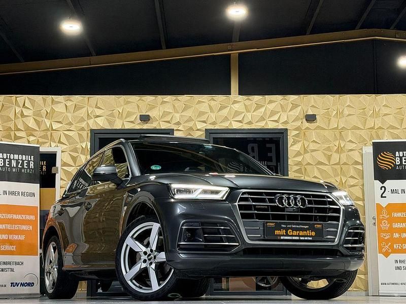 Grau Gebraucht 2019 Audi Q5 S-Line SUV | 33.999 € (Teuer) - Bild 1/4