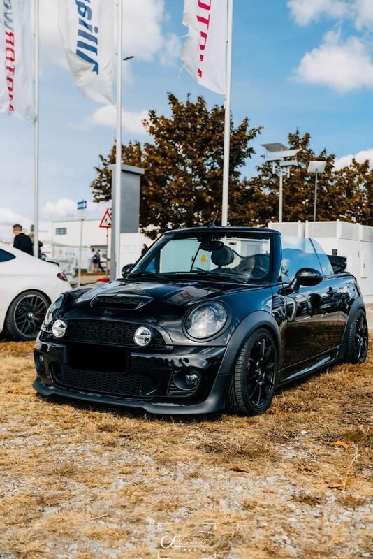 Schwarz Gebraucht 2013 Mini John Cooper Works Cabriolet Cabrio | 13.000 € - Bild 1/4