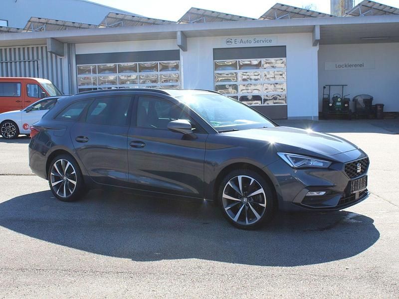 Gebraucht Seat Leon FR 204 PS (150 kW) 2021 "magnetic" grau metallic Kombi