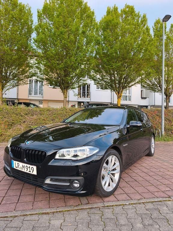 Gebraucht BMW 520 Luxury Line 190 PS (139 kW) 2017 Schwarz Kombi