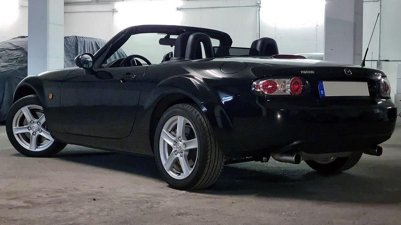 Gebraucht Mazda MX5 126 PS (92 kW) 2007 Schwarz Cabrio