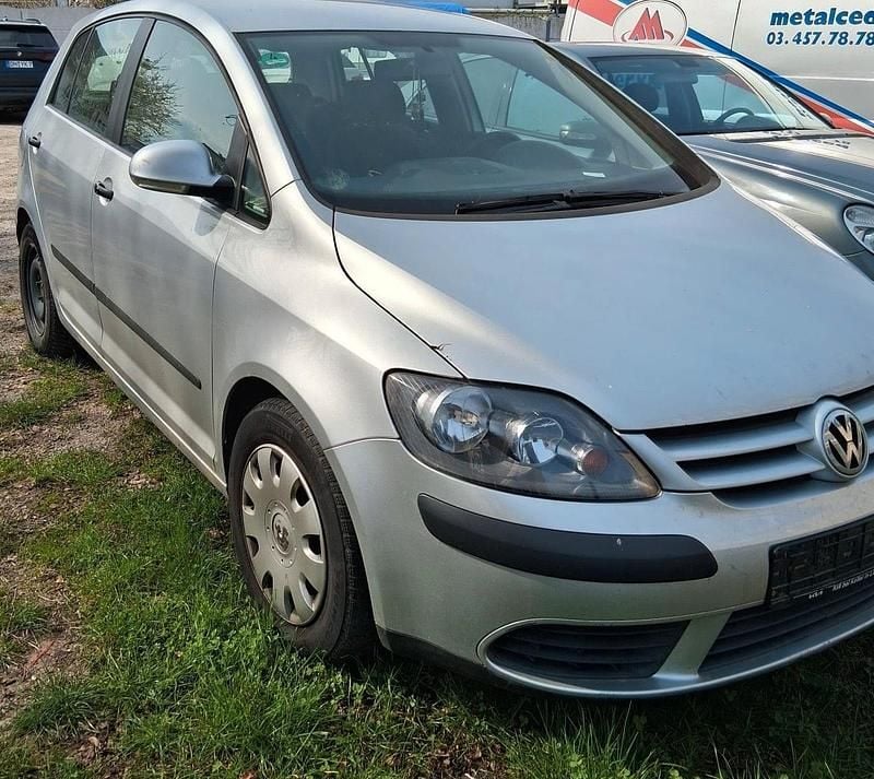 Gebraucht VW Golf IV 105 PS (77 kW) 2005 Grau Kleinwagen