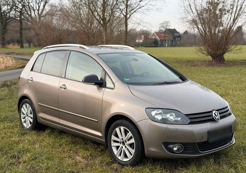 Gebraucht VW Golf Plus Cross Life 105 PS (77 kW) 2012 Braun Van / Kleinbus
