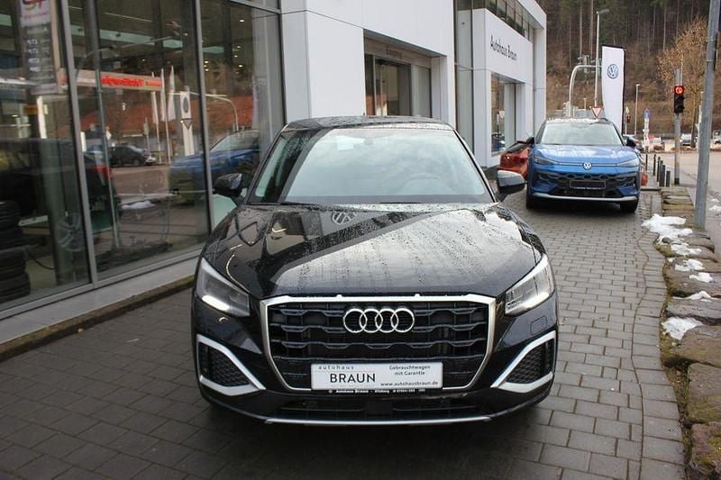 Second-hand Audi Q2 Advanced 150 CP (110 kW) 2023 Negru SUV