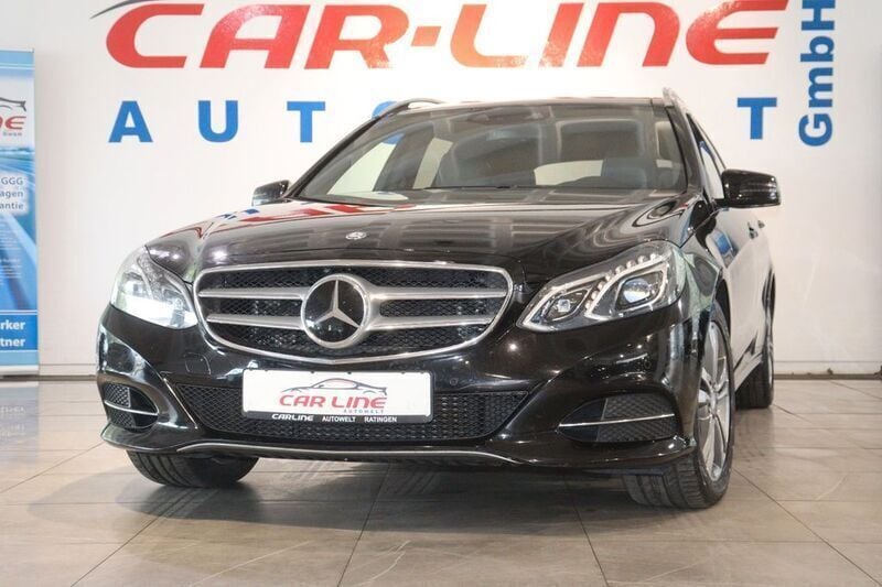 Schwarz Gebraucht 2016 Mercedes E250 Kombi | 18.999 € (Fairer Preis) - Bild 1/4