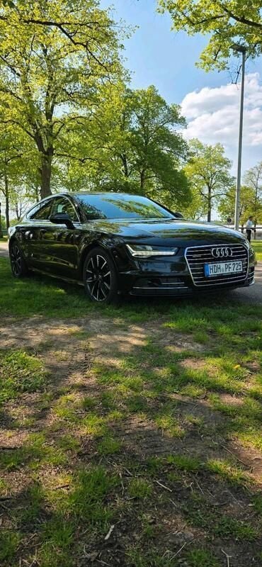 Schwarz Gebraucht 2016 Audi A7 Sportback Comfort Kleinwagen | 17.150 € (Guter Preis) - Bild 1/4