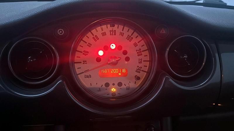 Gebraucht Mini ONE 90 PS (66 kW) 2004 Rot Kleinwagen