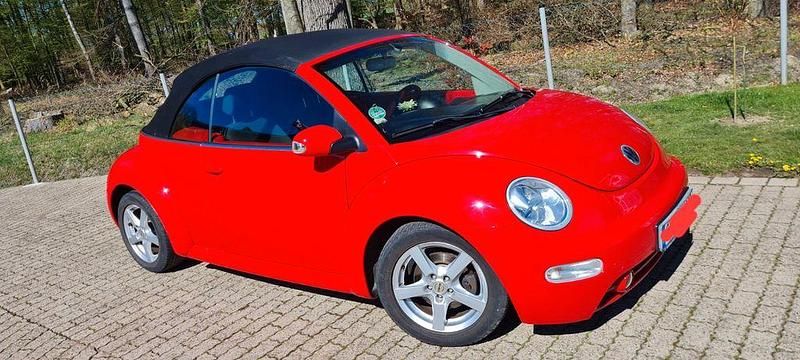 Gebraucht VW New Beetle 102 PS (75 kW) 2003 Rot Kleinwagen