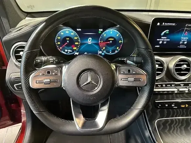 Gebraucht Mercedes GLC400d AMG 330 PS (242 kW) 2021 Rot SUV