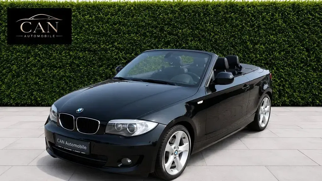 Gebraucht BMW 118 Cabriolet Sport Line 143 PS (105 kW) 2012 Schwarz Cabrio