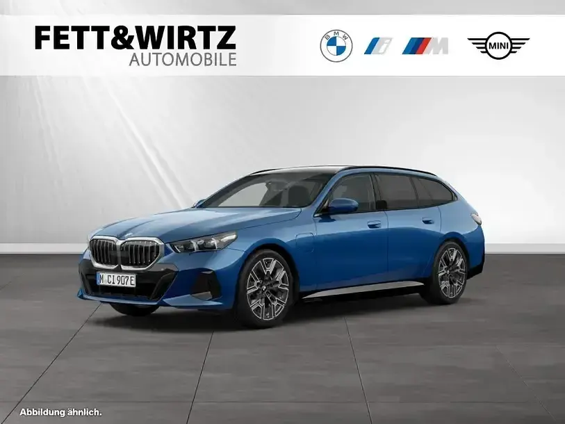 Gebraucht BMW 550e M Sport 489 PS (359 kW) 2025 Kombi