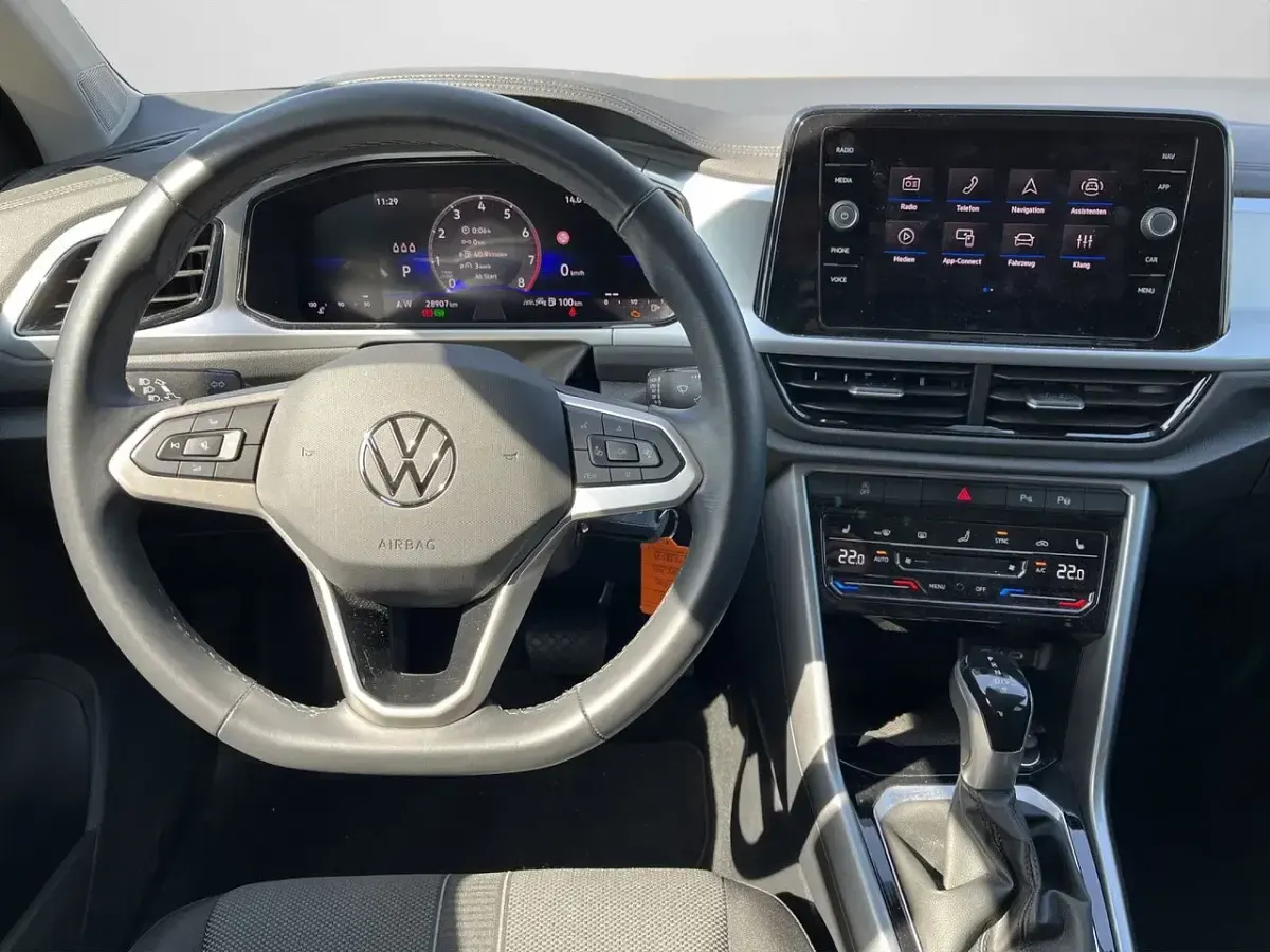 Second-hand VW T-Roc 150 CP (110 kW) 2025 Roșu SUV