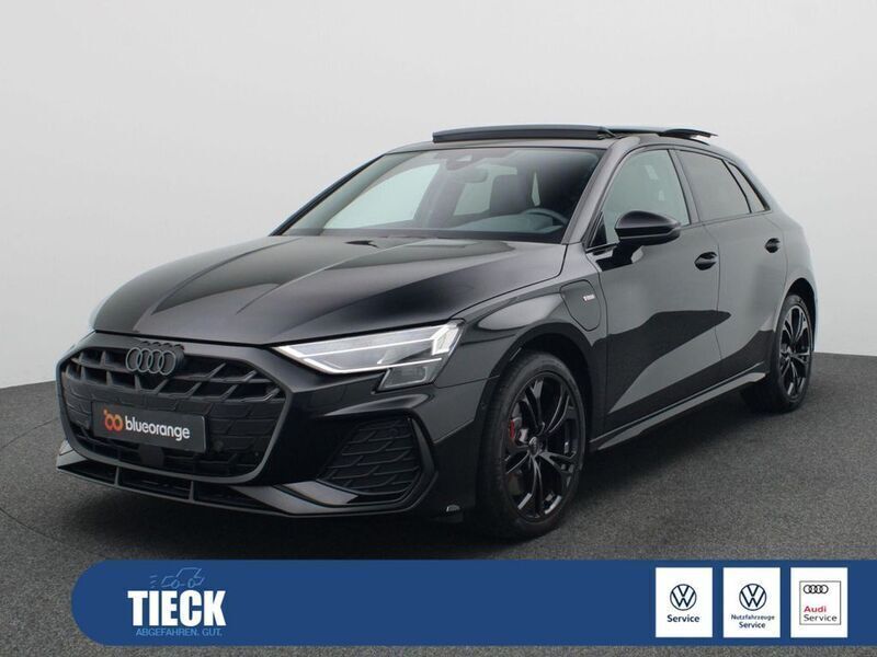 Schwarz Gebraucht 2025 Audi A3 Sportback e-tron Competition Limousine | 49.385 € (Fairer Preis) - Bild 1/4