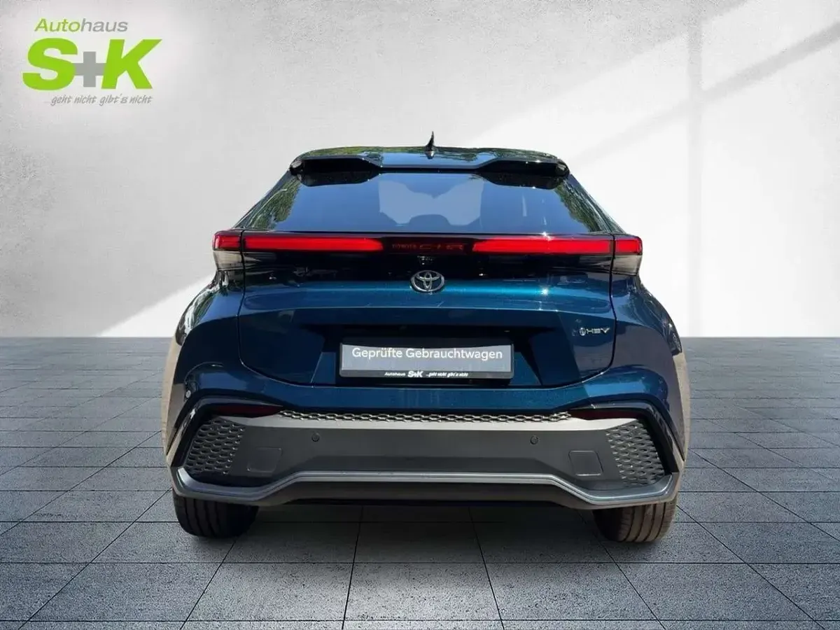 Gebraucht Toyota C-HR Lounge 197 PS (144 kW) 2024 Dark teal mica metallic / black SUV