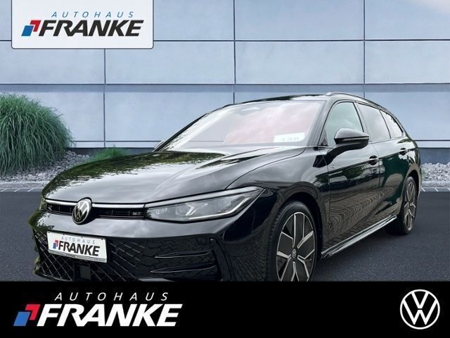 Schwarz Neu 2025 VW Passat R-line Limousine | 66.439 € (Teuer) - Bild 1/4