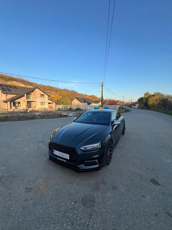 Gebraucht Audi A5 Sportback 190 PS (139 kW) 2017 Grau Kleinwagen