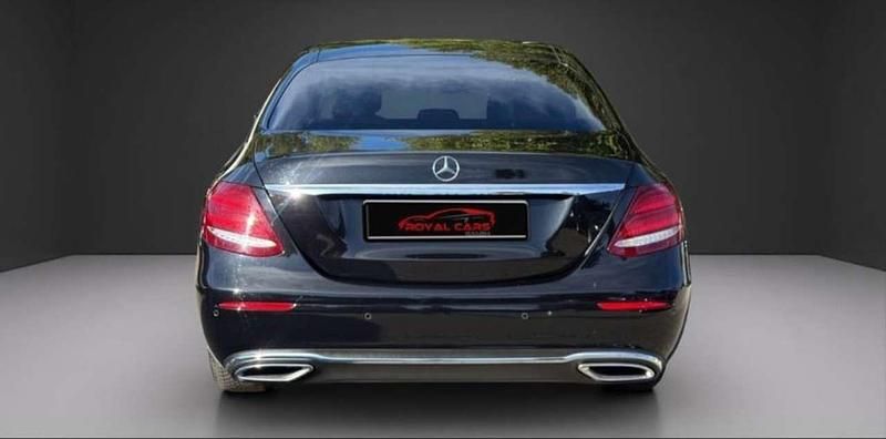 Gebraucht Mercedes E220 Exclusive 194 PS (142 kW) 2020 Schwarz Limousine