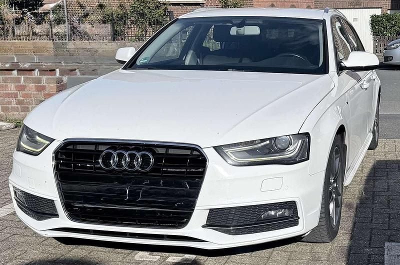 Second-hand Audi A4 S-Line 204 CP (150 kW) 2014 Alb Break