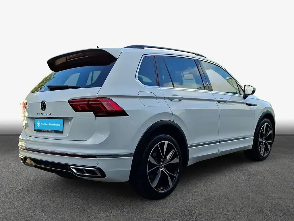 Gebraucht VW Tiguan R-line 150 PS (110 kW) 2023 Weiß SUV
