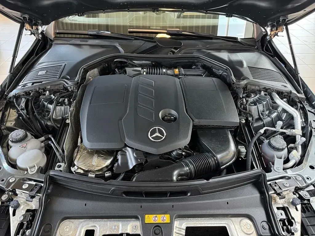 Gebraucht Mercedes C200 AMG 163 PS (119 kW) 2022 Grau Limousine
