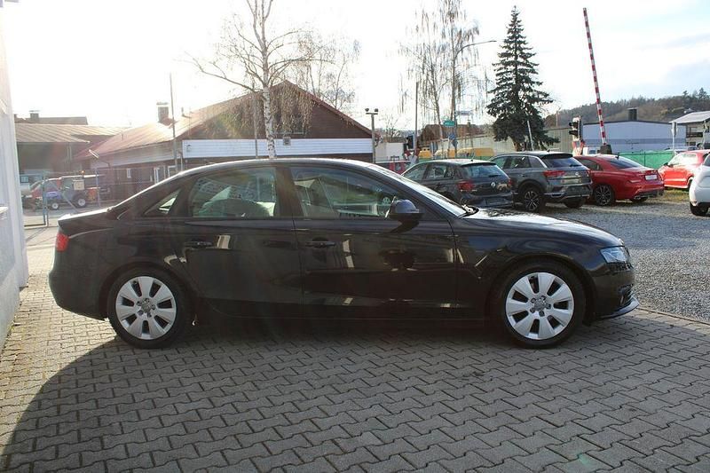Gebraucht Audi A4 Ambition 143 PS (105 kW) 2009 Schwarz Limousine