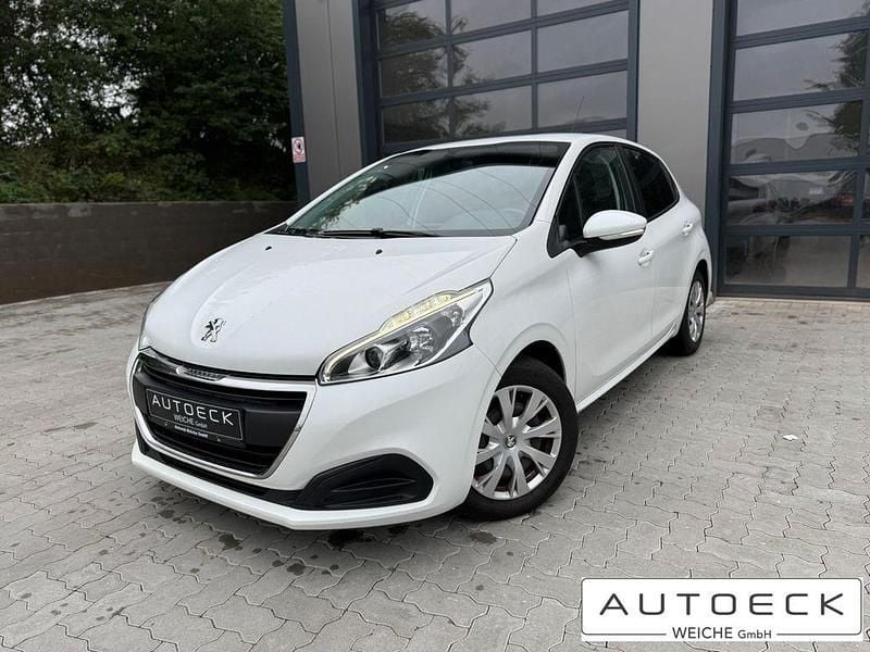 Weiß Gebraucht 2018 Peugeot 208 Active Kleinwagen | 8.750 € (Fairer Preis) - Bild 1/4