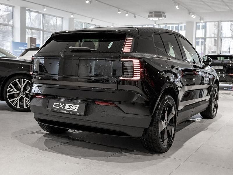 Neu Volvo EX30 Plus 200 kW (272 PS) 2026 Schwarz SUV